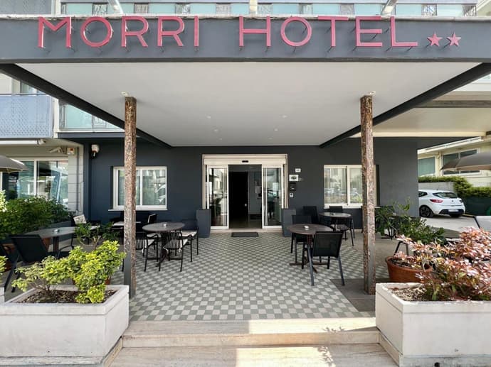 Hotel Morri - il BIBLIHOTEL, 