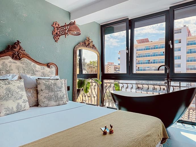 Alhambra Dèco Homtels