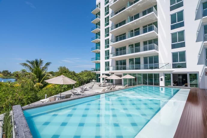 EHDEN Vacation Suites Puerto Cancún