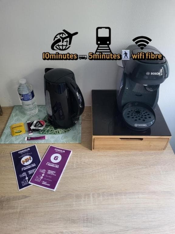 Iago Lodge ,gare et aéroport à proximité