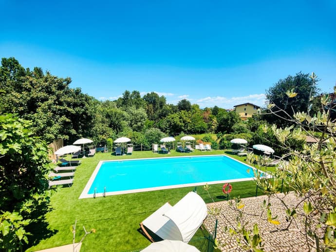 Albergo B&B Tenesi
