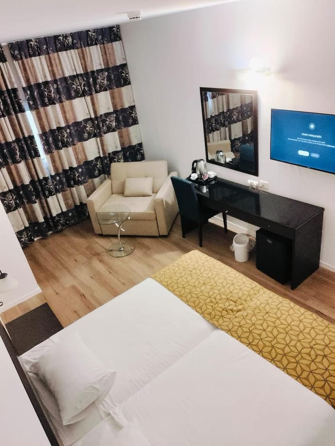 Restal Hotel