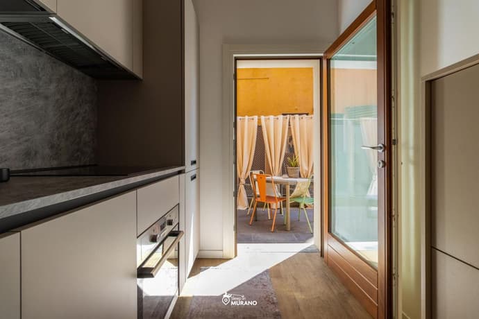 MISTRO House by Sleep in MURANO