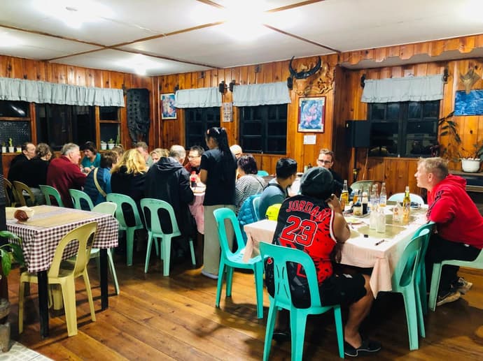 Las vegas lodge and restaurant