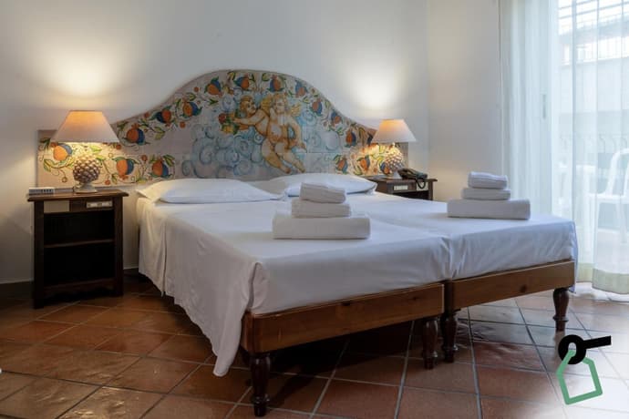 Hotiday Taormina Baia, 