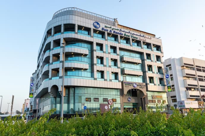 Sun & Sands Sea View Hotel