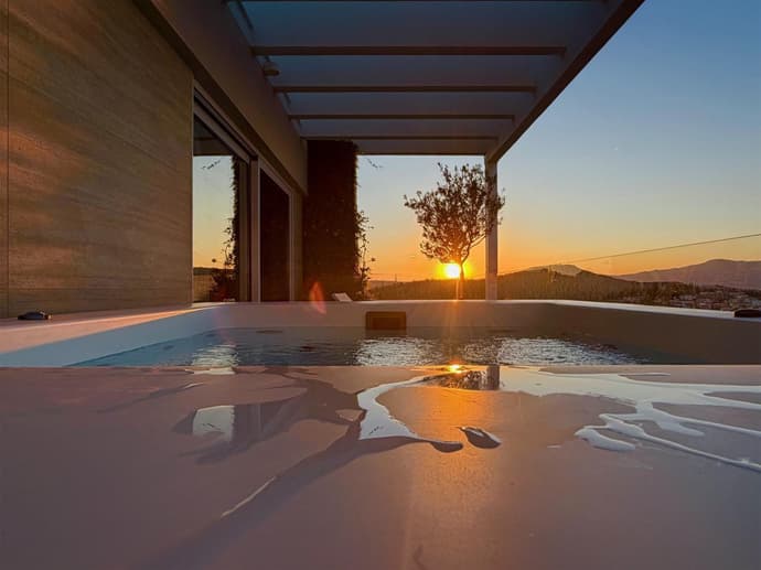 One 360 Skyline Athens Penthouses