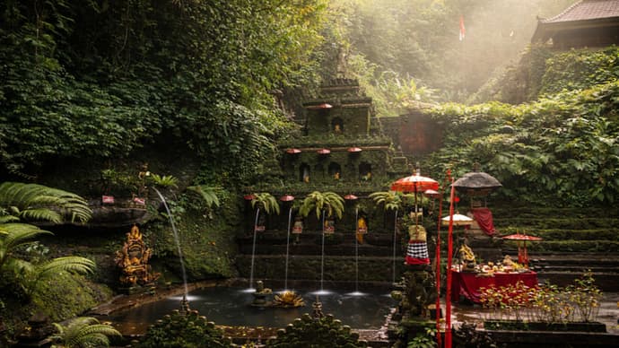 Spiritual Awakening in Bali – Purification, Temple & Palm Reading Experience
