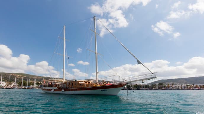 Ionian Cruise (ES)