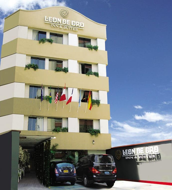 LEON DE ORO INN & SUITES, 