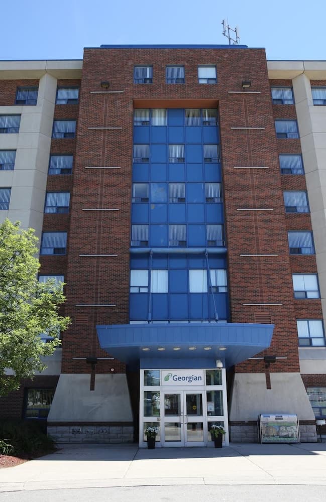Residence &amp; Conference Centre - Barrie