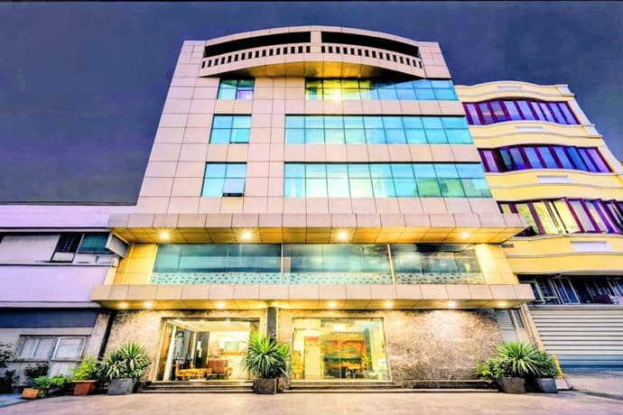 HOTEL LAILA'S COUNTY