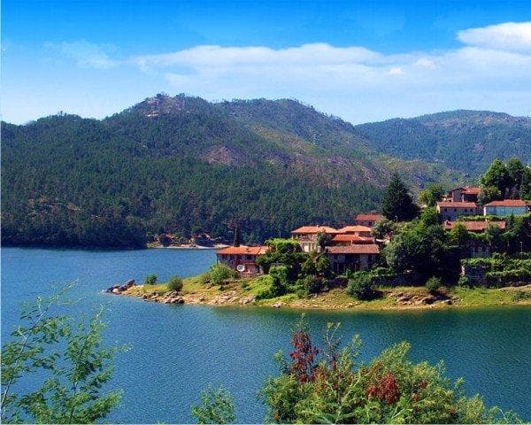 Alojamento Gratuito no Gerês