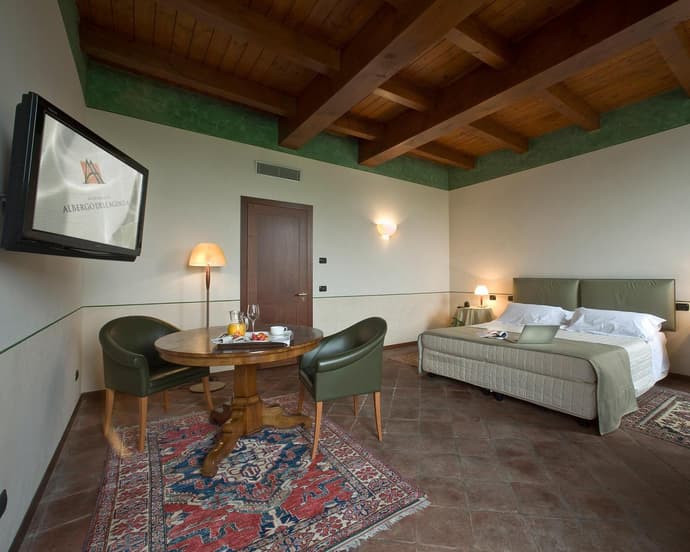 ALBERGO DELL'AGENZIA, 