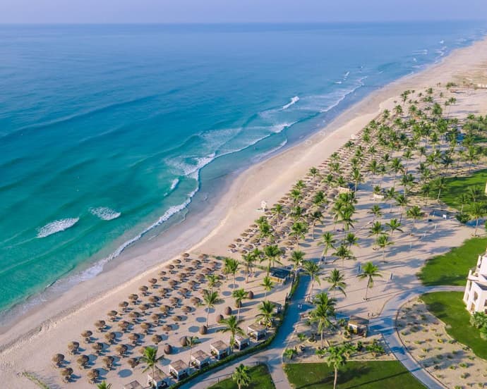 Oman: Bravo Premium Salalah Rotana - 05/12/25