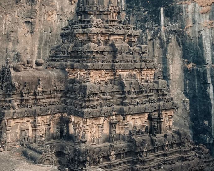 Extensión a Aurangabad: Los Santuarios Sagrados de Ajanta y Ellora
