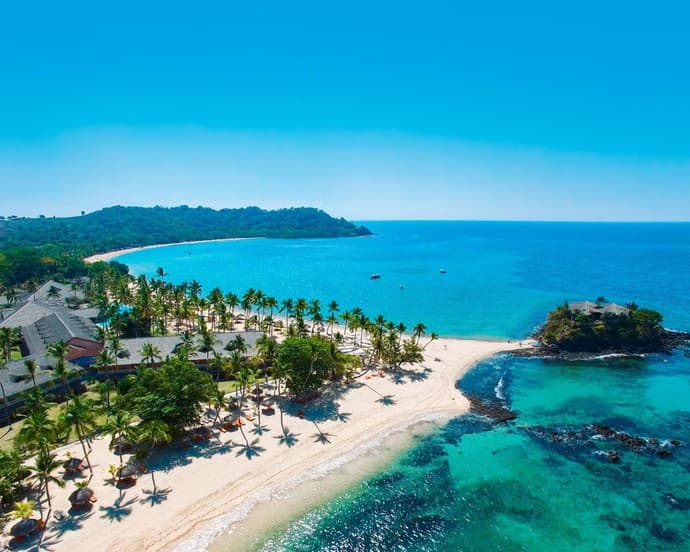 MADAGASCAR: BRAVO PREMIUM ANDILANA BEACH
