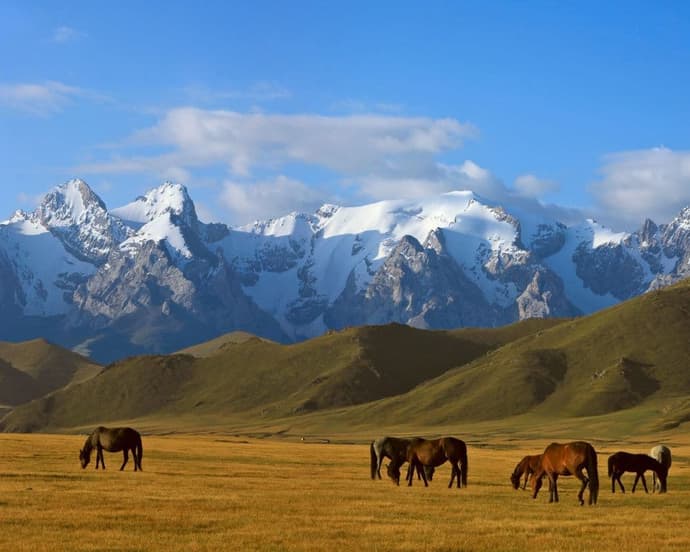 EXPLORE KIRGHIZISTAN Nel Cuore delle Montagne Celesti