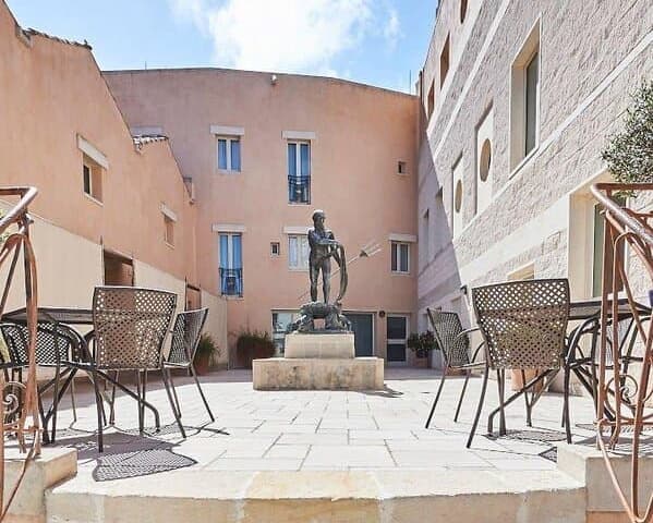 Corte di Nettuno - GATTINONI