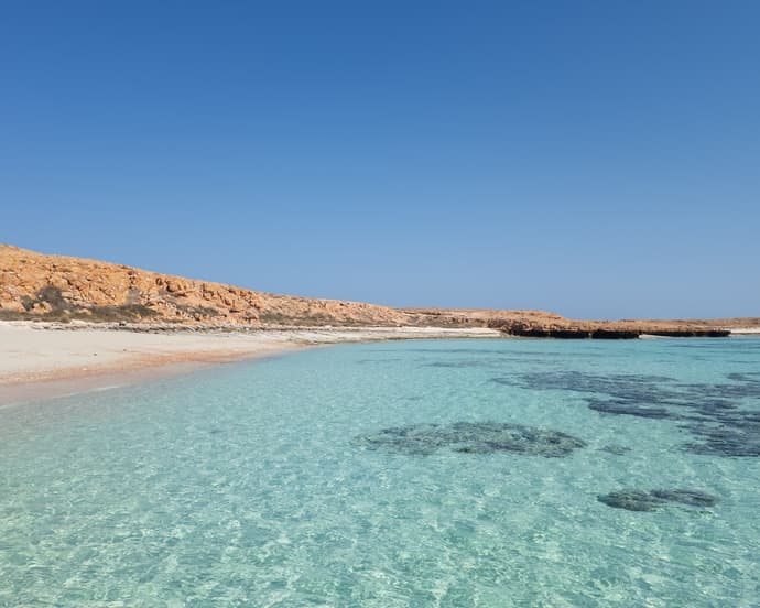8-Day Oman Tour: Muscat, Desert, Wadis & Daymaniyat Islands