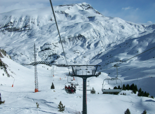 Lr - Tres Naciones - Pirineo, Lourdes, Andorra