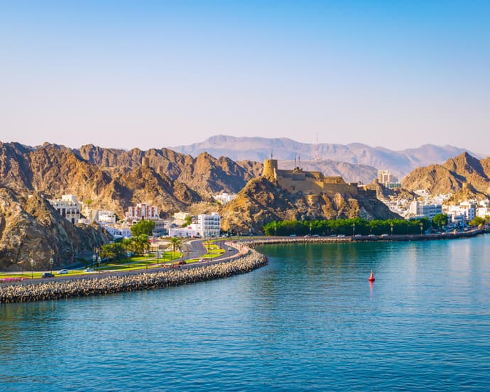 7-Day Oman Tour: Muscat, Wadis, Wahiba Sands & Jebel Shams