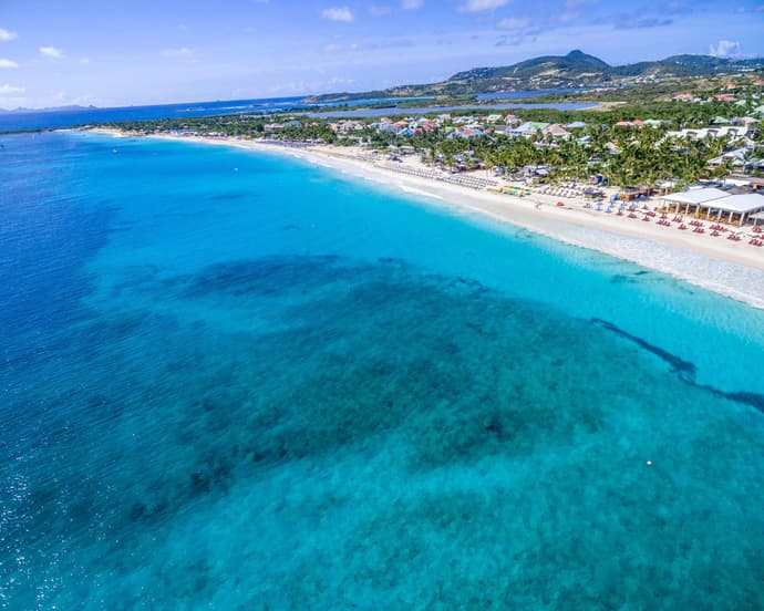 Royal Caribbean Rhapsody of the Seas - 16 de Enero 2027