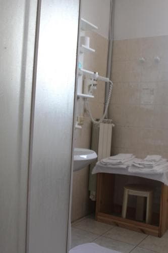 Ascot Lodging