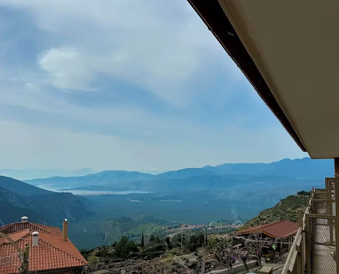 Nidimos Hotel