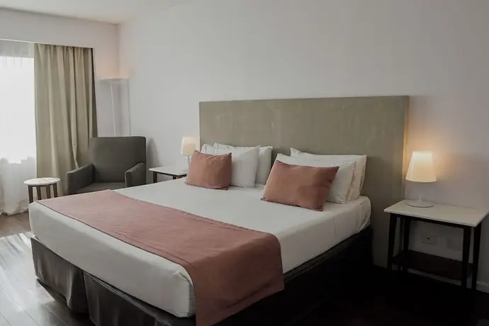Dazzler by Wyndham Buenos Aires Recoleta