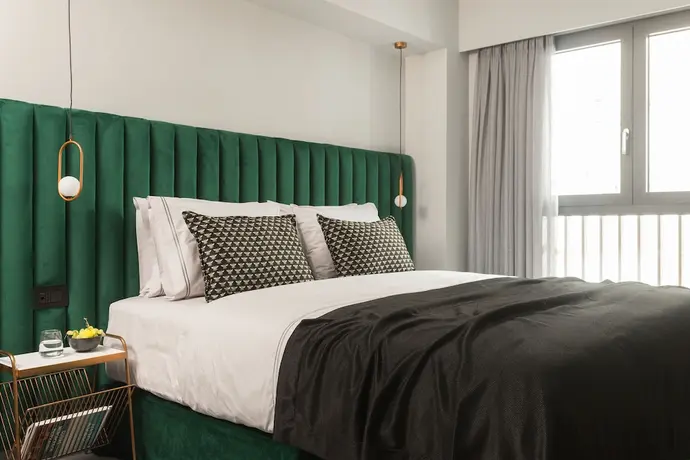 11 Enteka Acropolis Suites