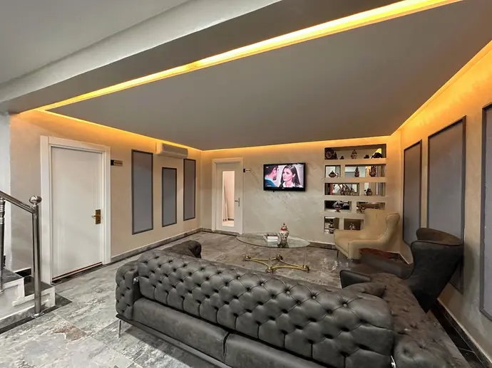 Harran Hotel, Primary image