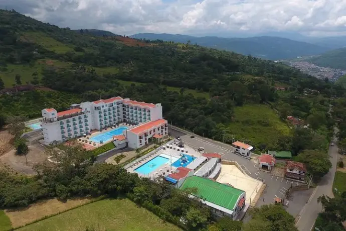 Majams Resort San Gil