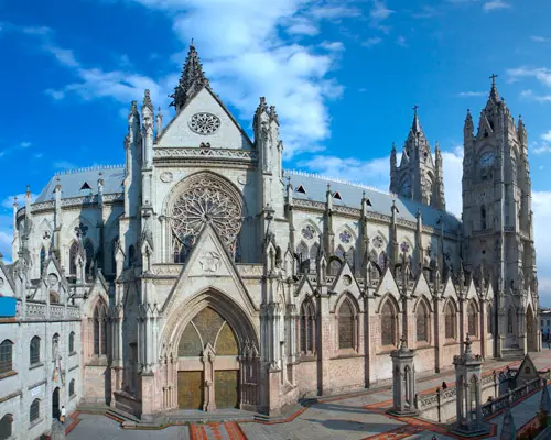 Colonial Quito 3D 2N