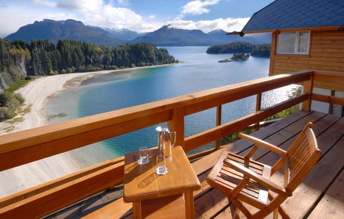 Hosteria Isla Victoria Lodge