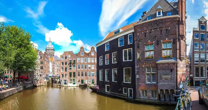 Tour Privado Escala en Ámsterdam - Visita Amsterdam Mientras Esperas tu Avión con Recogida en Español