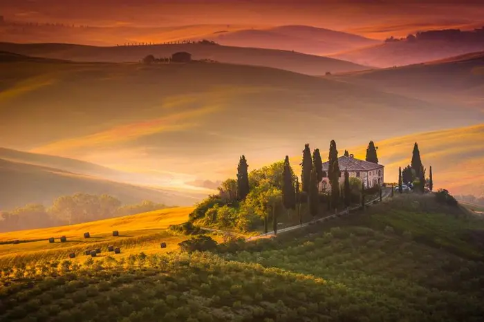 Experiencia Medieval en la Toscana: Visita Monteriggioni y Val d'Orcia