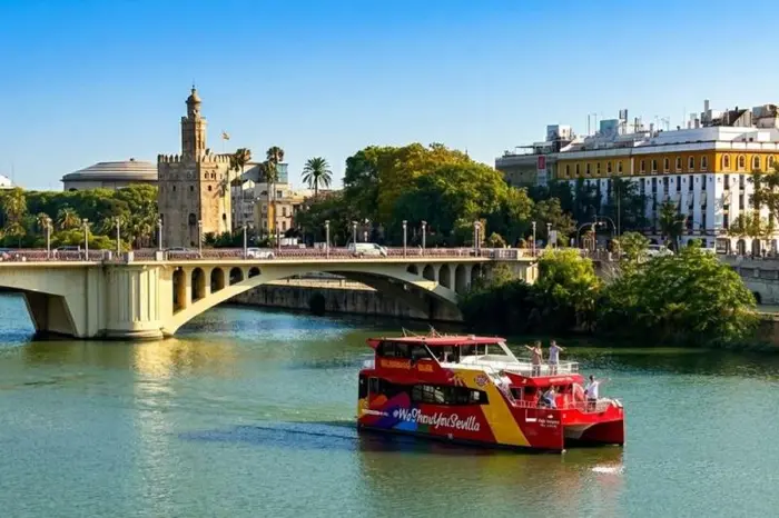Crucero Panorámico por el Río Guadalquivir