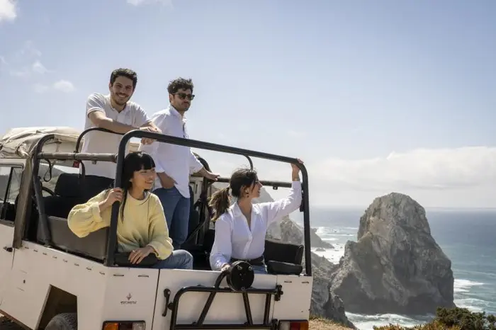 Tour a Sintra y Cabo da Roca con un Paseo en 4x4 en Semiprivado