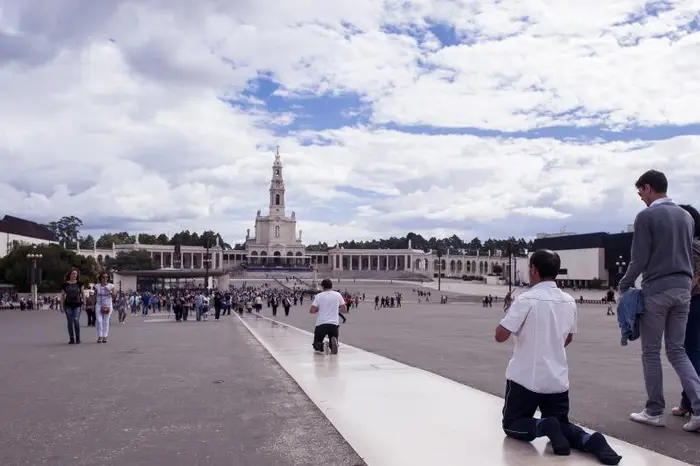 Excursión Privada a Fátima y Santuario con Recogida