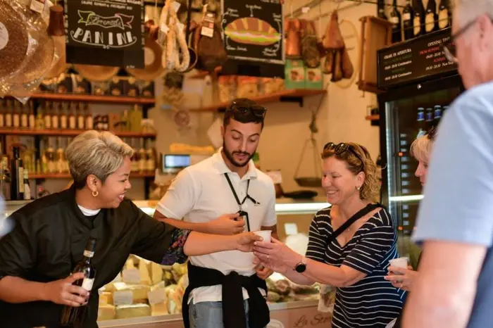 Coma, Saboree, Explore: ¡Viaje Gastronómico Completo Semiprivado en Roma como Ningún Otro!
