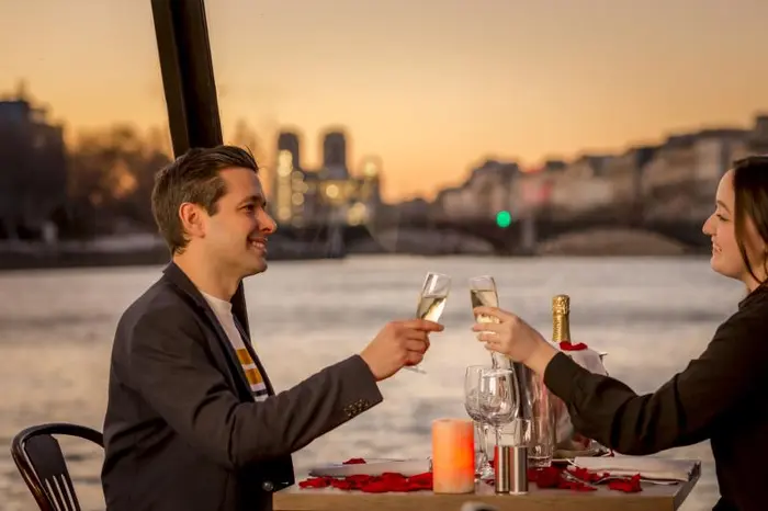 Cena Crucero en la Marina - Menu Romántico Ubicación Privilegiada