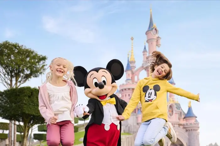 Entrada a Disneyland Paris y Disney Adventure World con Crucero