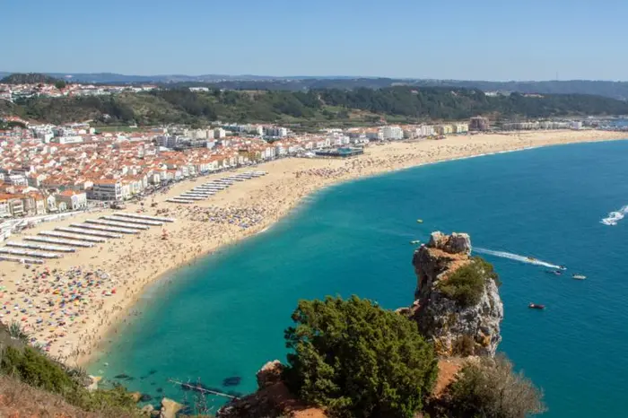 Excursión de Día Completo a Fátima, Batalha, Nazaré y Óbidos desde Lisboa