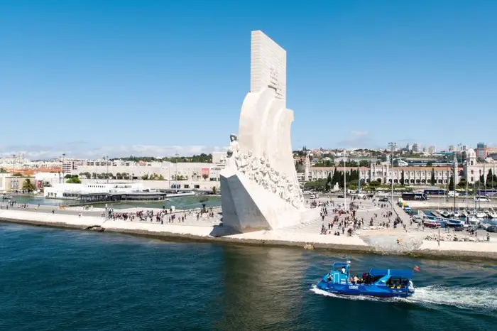 Hop On Hop Off Boat en Lisboa 24 h