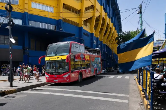 Autobús Hop-On Hop-Off 48 Horas con Estadios Boca y River