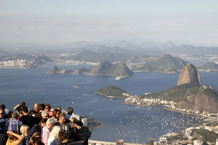 Tour al Pan de Azucar, Escaleras de Selaron y Cristo en van con Almuerzo y Pick-up
