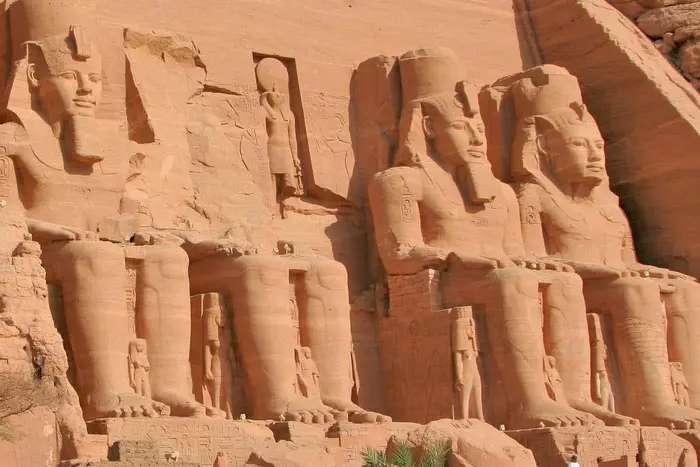 Egipto al completo + Mar Rojo, 11 días con todo incluido