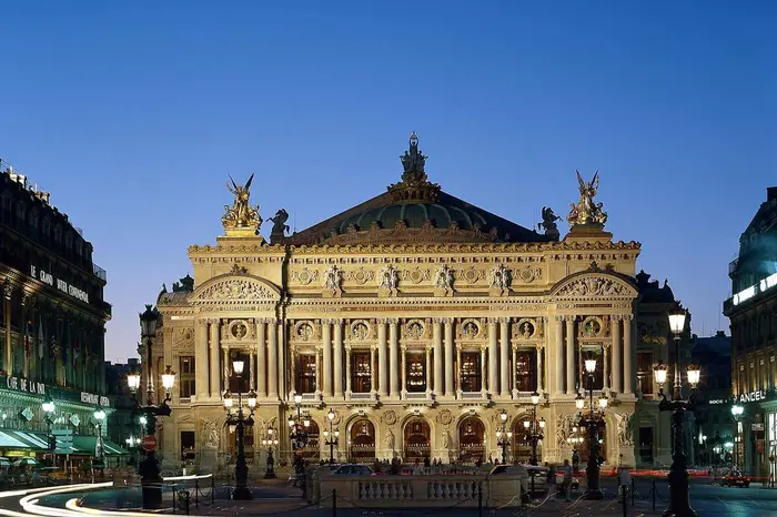 Entrada oficial a la Ópera Garnier