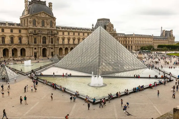 Alquiler de coche con chófer en París